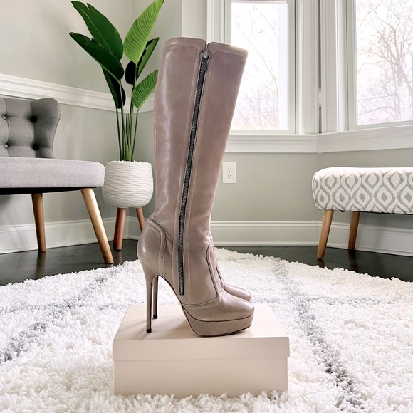JIMMY CHOO Haze 120 Knee High Semi Pointed Toe Boots in Taupe Grey Leather 37 💕 - Picture 2 of 6
